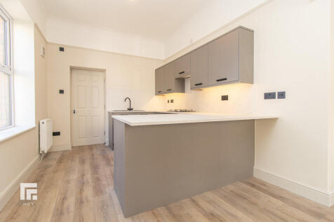 21a Lochaber St -...