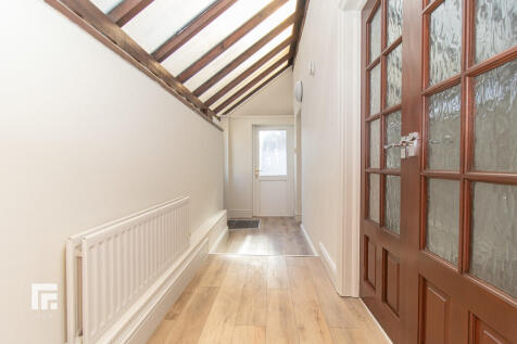 21a Lochaber St -...
