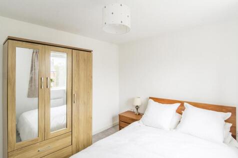 (Bedroom One Photo Two)