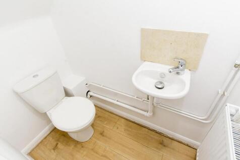 Cloakroom/WC