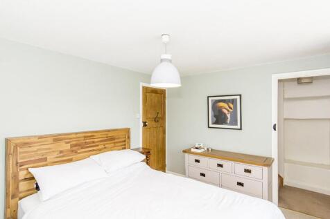 (Bedroom One Photo Two)