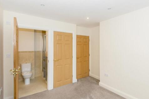 (Bedroom One Photo Two)
