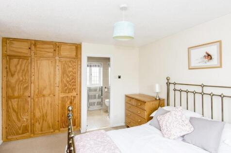 (Bedroom One Photo Two)