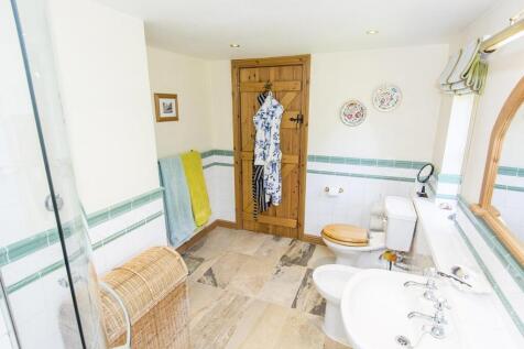 (En-Suite Photo Two)