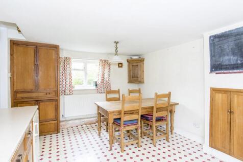 (Kitchen/Breakfast Room Photo)