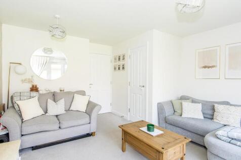 (Lounge Photo Two)