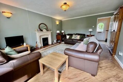 (Lounge Photo Two)