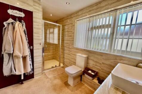 (Master En-Suite Photo Two)