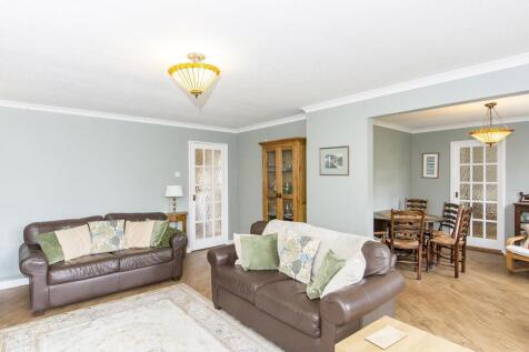 (Lounge Photo Two)
