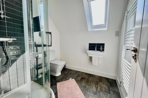 Master En-Suite