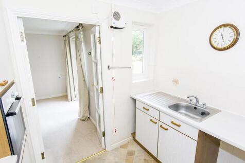 (Kitchen Photo Two)