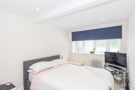 Fourth Bedroom/Additional Reception