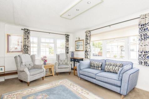 (Lounge Area Photo)