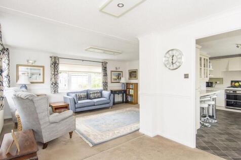 (Dining Area Photo)