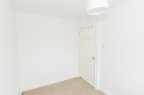Bedroom Two Photo Two