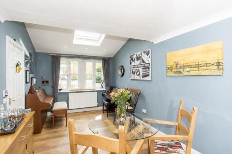 Dining/Family Room