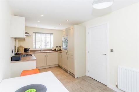 (Kitchen/Diner Photo Two)