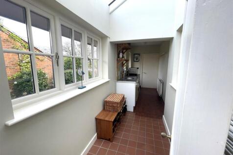 Utility/Boot Room
