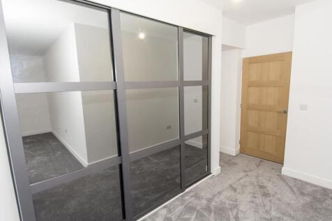 Master Bedroom Dressing Area