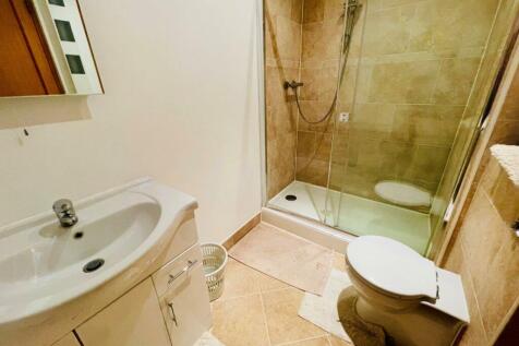En Suite Three