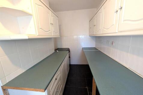 Kitchen b