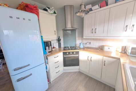Kitchen b