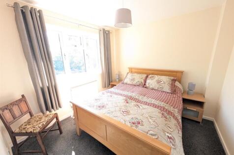Bedroom 2.jpg