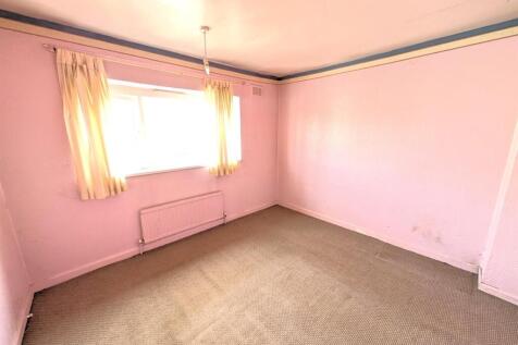 Bedroom 2.jpg