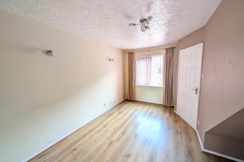 Living Room b.jpg