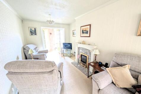 Living Room 1a.jpg