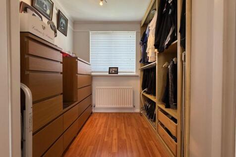 Photograph 12