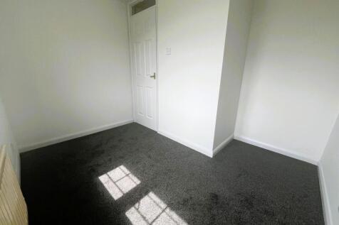 Photograph 11