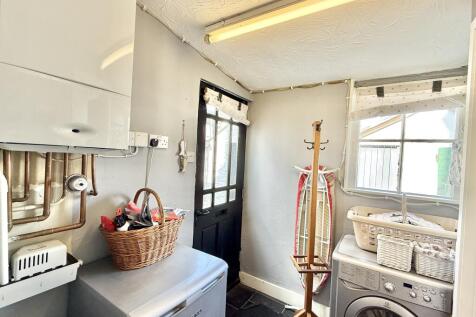 Utility/Rear Lobby