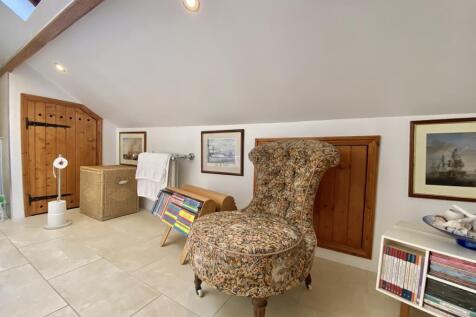 Eaves Storage