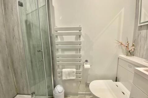 En - Suite