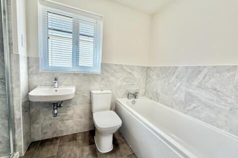 4 Piece Bathroom Suite
