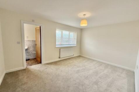 Master Bedroom with En Suite