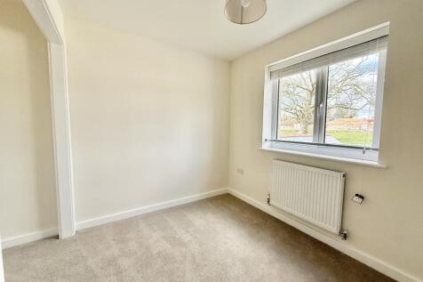 Bedroom 3 (with space for wardrobes)