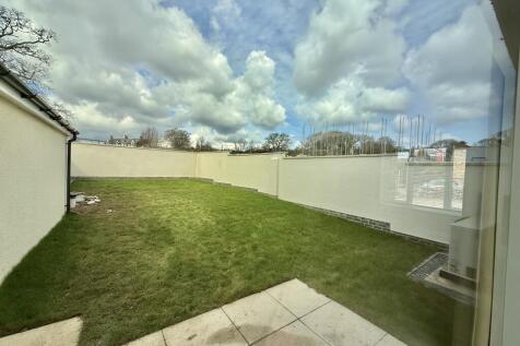 Turfed Rear Walled Garden