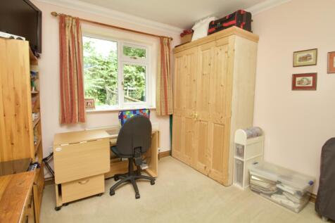 Bedroom 3 (Double)