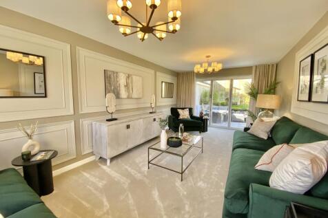 Sitting Room with Bi Folds (Show Home)