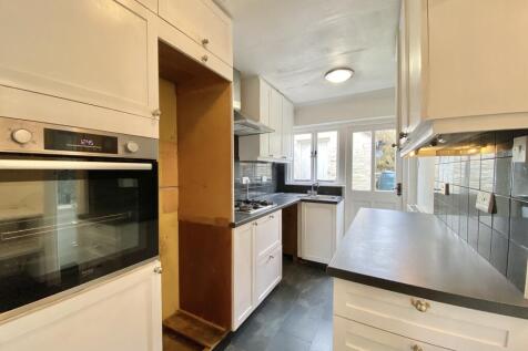Fitted Kitchen