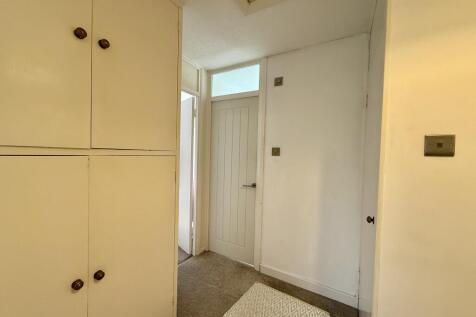 Ample Storage on Landing