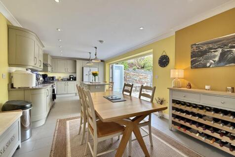 Impressive Kitchen/Diner