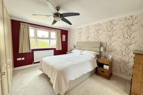 Spacious Master Bedroom