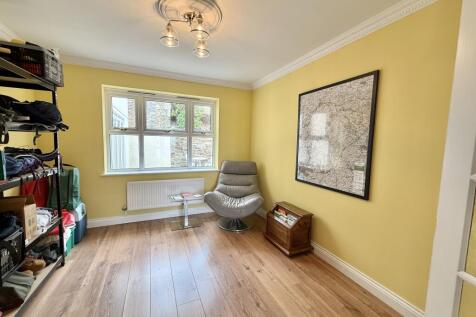 Separate Dining/Reception Room