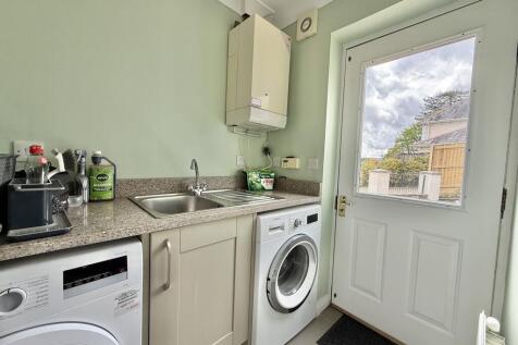 Separate Utility Room