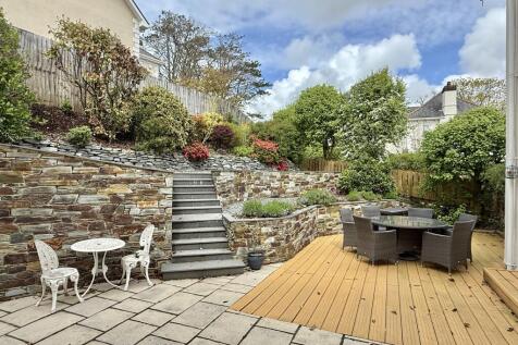 Patio &amp; Composite Decking