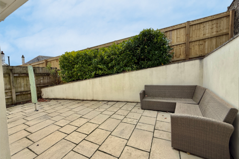 Large Patio to the side