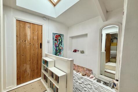Bright Landing with Velux